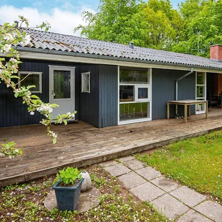 6 Person Holiday In Glesborg Fjellerup Strand