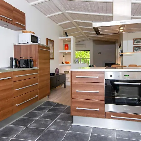 Holiday home 6 Person Holiday In Glesborg Fjellerup Strand